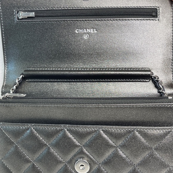 New Chanel Metallic Sliver Lambskin Wallet on Chain WOC - Picture 4 of 7